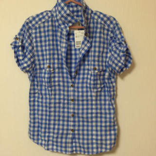エイチアンドエム(H&M)のギンガムチェックシャツ(シャツ/ブラウス(半袖/袖なし))