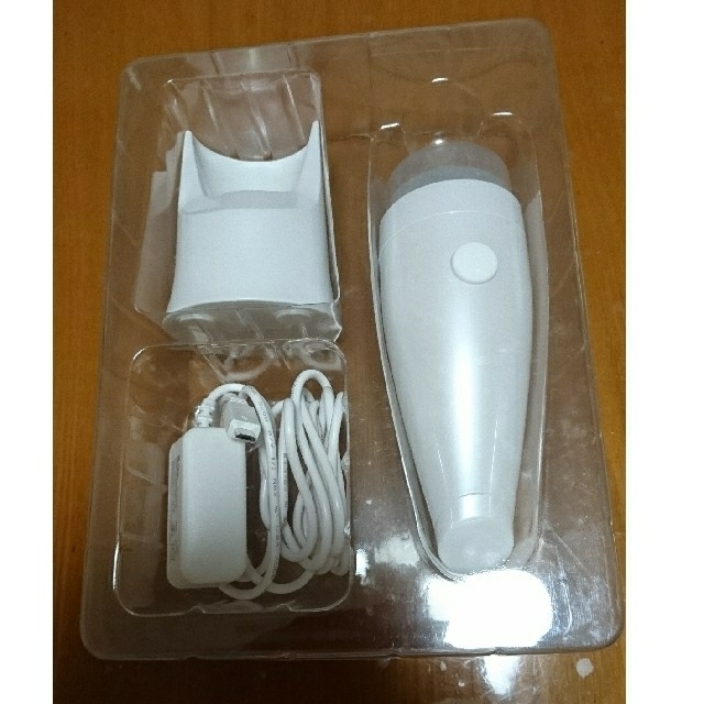 プルキャビ美顔器 スマホ/家電/カメラの美容/健康(フェイスケア/美顔器)の商品写真