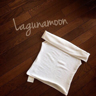 ラグナムーン(LagunaMoon)のlagunamoon tops タグ付き(カットソー(半袖/袖なし))