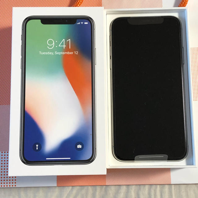 iPhone X ◯新品・未使用SIMロック解除可能‼︎◯