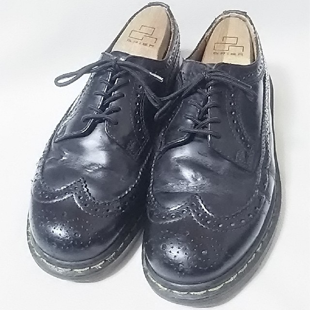 Dr.Martens(ドクターマーチン)の
希少廃盤イングランド製!ドクターマーチンウィングチップローファービンテージ黒 メンズの靴/シューズ(ドレス/ビジネス)の商品写真