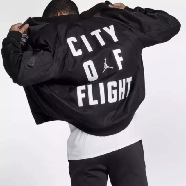 NIKE(ナイキ)のJordan Wings City Of Flight MA-1 メンズのジャケット/アウター(フライトジャケット)の商品写真