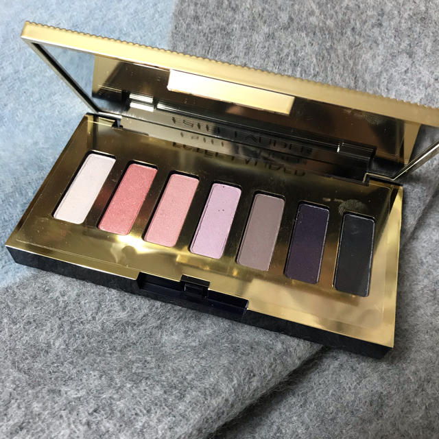 Estee Lauder(エスティローダー)のエスティローダー アイシャドウ コスメ/美容のベースメイク/化粧品(アイシャドウ)の商品写真