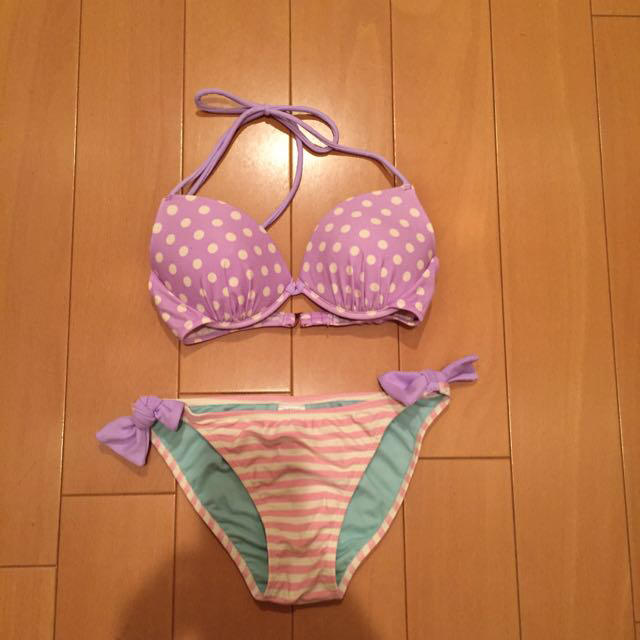 Ravijour(ラヴィジュール)のラビジュール厚手パッド入り水着 レディースの水着/浴衣(水着)の商品写真