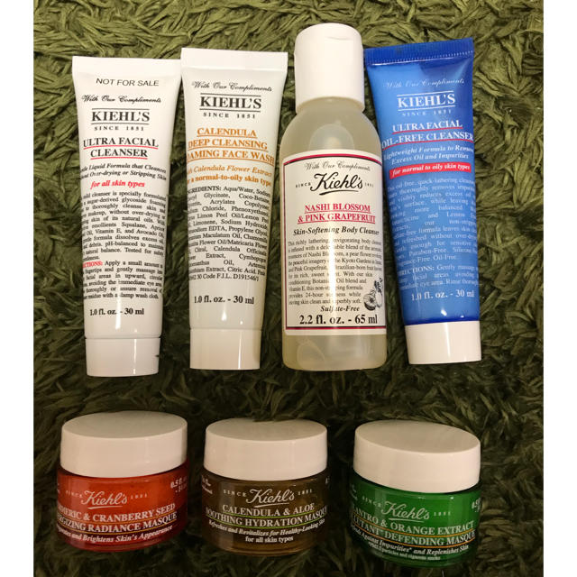 Kiehl's(キールズ)のキールズ サンプル 7点セット コスメ/美容のキット/セット(サンプル/トライアルキット)の商品写真