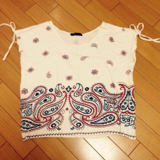 ページボーイ(PAGEBOY)のペイズリー柄Tシャツ(Tシャツ(半袖/袖なし))