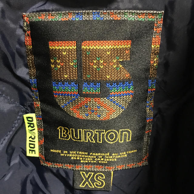 BURTON(バートン)の専用   バートン ウェア Mサイズ程度  スポーツ/アウトドアのスノーボード(ウエア/装備)の商品写真