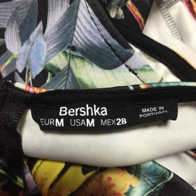 Bershka(ベルシュカ)の¥3333均一♡ワンピースBershka レディースのワンピース(ミニワンピース)の商品写真