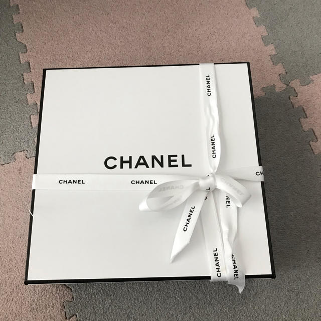 CHANEL - CHANEL 箱の通販 by あきちゃ's shop｜シャネルならラクマ