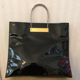 バレンシアガバッグ エナメルの通販 6点 | BALENCIAGA BAGを買うならラクマ