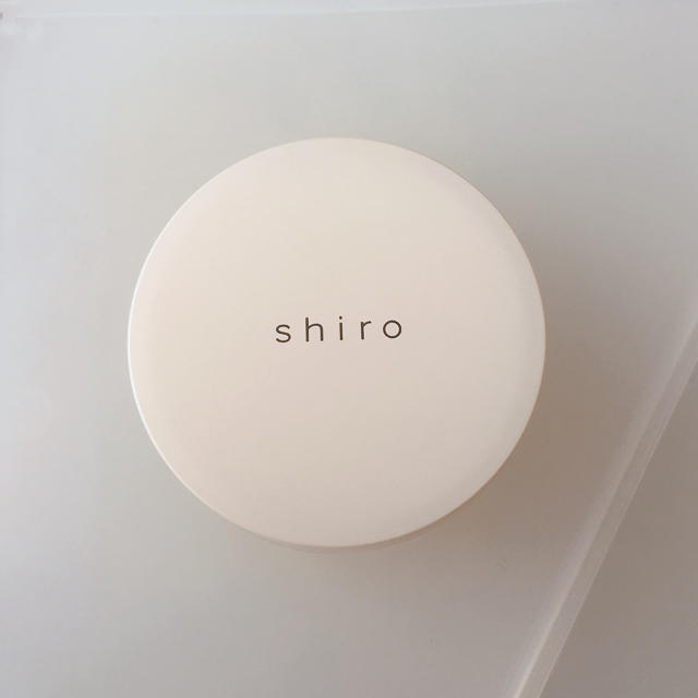 shiro(シロ)のshiro ホワイトリリー 練り香水 コスメ/美容の香水(香水(女性用))の商品写真