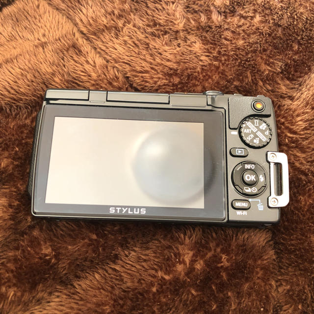 OLYMPUS(オリンパス)のtg870 カメラ スマホ/家電/カメラのカメラ(デジタル一眼)の商品写真