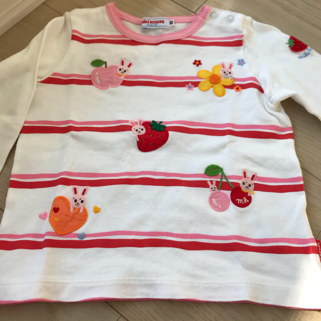 mikihouse(ミキハウス)のMIA様専用 カットソーとパジャマ キッズ/ベビー/マタニティのベビー服(~85cm)(シャツ/カットソー)の商品写真