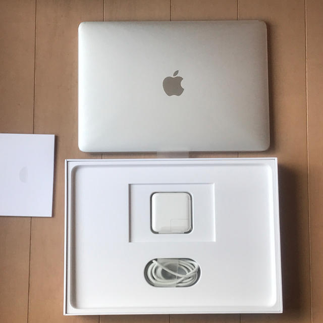 値下げ MacBook 2016  12インチ core m7   512GB