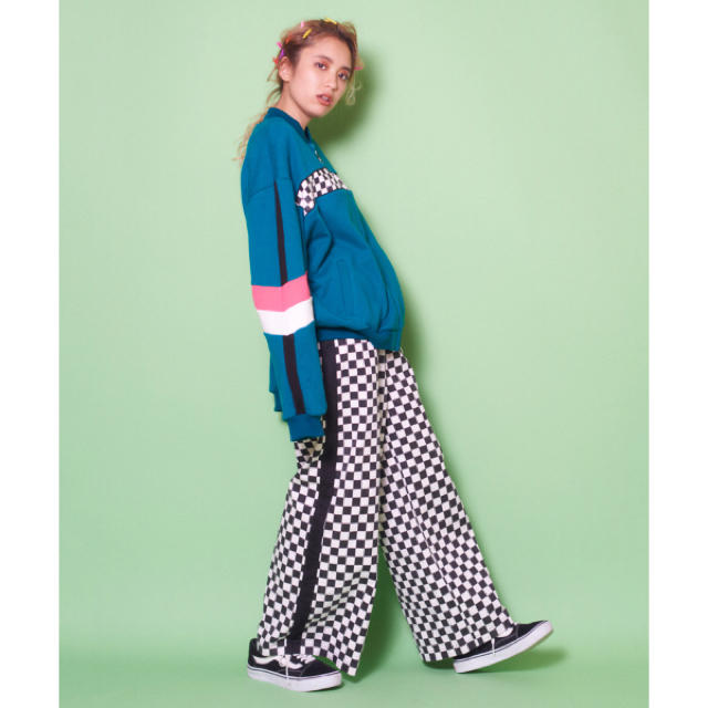 Candy Stripper(キャンディーストリッパー)のCandy Stripper Checkered Flag パンツ レディースのパンツ(カジュアルパンツ)の商品写真