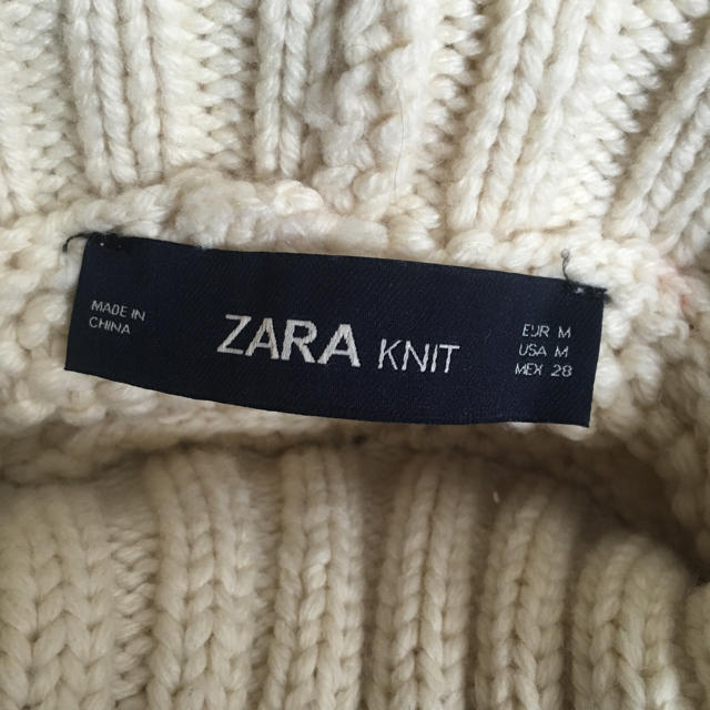 ZARA(ザラ)のZARAケーブルニット レディースのトップス(ニット/セーター)の商品写真