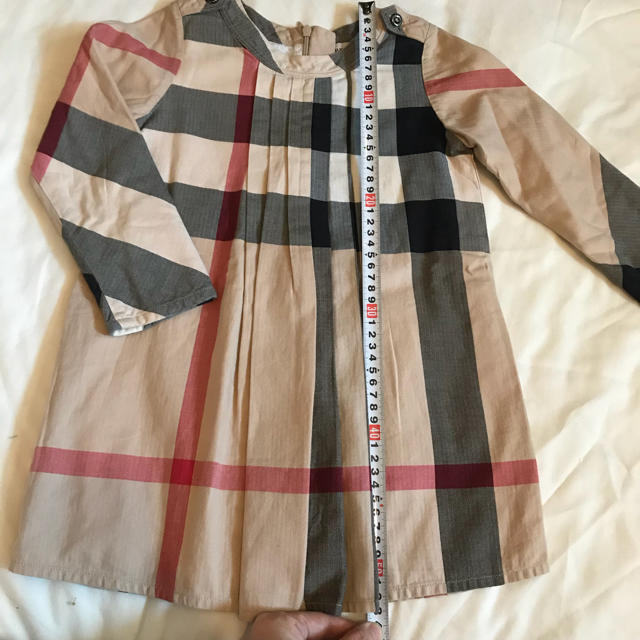 BURBERRY(バーバリー)のバーバリー 4y メガチェックワンピース キッズ/ベビー/マタニティのキッズ服女の子用(90cm~)(ワンピース)の商品写真