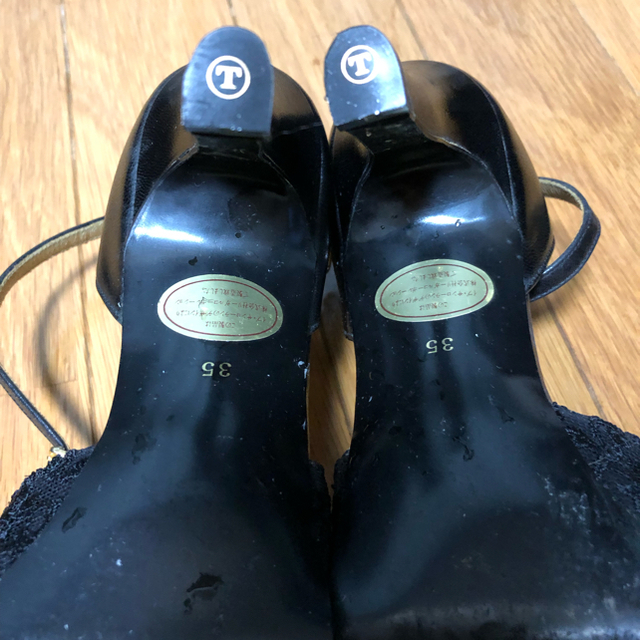 Yves Saint Laurent Beaute(イヴサンローランボーテ)のGW  LAST1Day SALE❣️イヴサンローランパンプス レディースの靴/シューズ(ハイヒール/パンプス)の商品写真