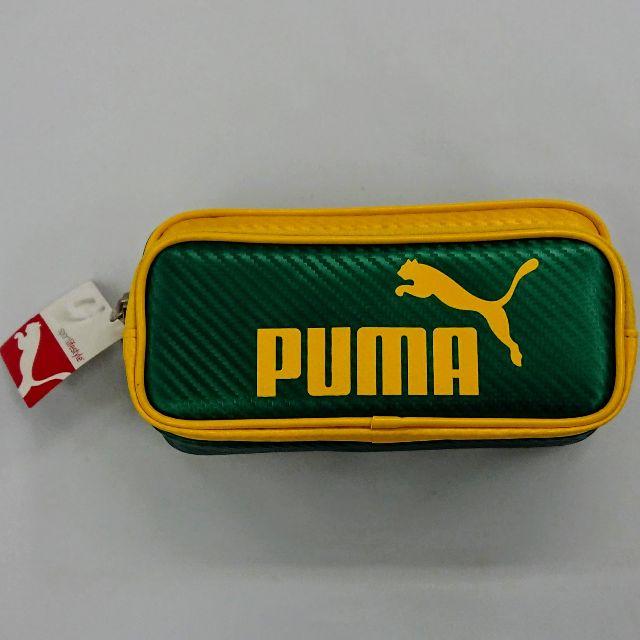 PUMA(プーマ)のPUMAプーマ カラーカーボンＷペンケース グリーン★新品★送料込 インテリア/住まい/日用品の文房具(ペンケース/筆箱)の商品写真