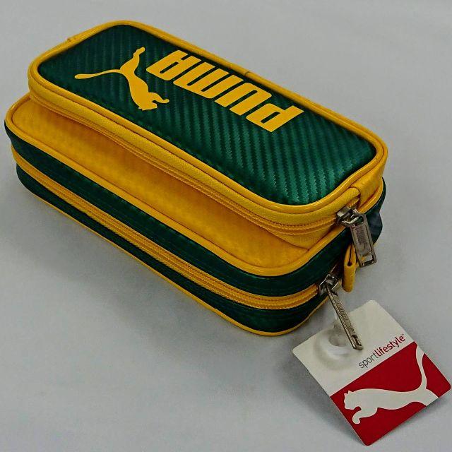 PUMA(プーマ)のPUMAプーマ カラーカーボンＷペンケース グリーン★新品★送料込 インテリア/住まい/日用品の文房具(ペンケース/筆箱)の商品写真