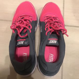 ナイキ(NIKE)のスニーカー NIKE お値下げ‼️(スニーカー)