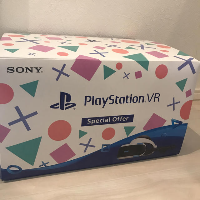 PlayStation VR(プレイステーションヴィーアール)のPlayStation VR  PSVR エンタメ/ホビーのゲームソフト/ゲーム機本体(家庭用ゲーム機本体)の商品写真