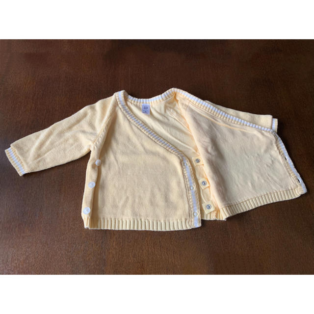 babyGAP(ベビーギャップ)の未使用 GAP ベビー用セーター キッズ/ベビー/マタニティのベビー服(~85cm)(ニット/セーター)の商品写真