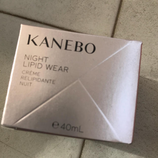 Kanebo. ナイトリピッドウェア 夜用クリーム 新品f