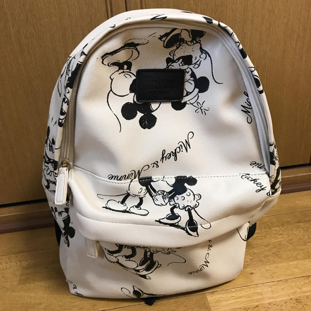 しまむら(シマムラ)のしまむら ミッキー&ミニー リュック レディースのバッグ(リュック/バックパック)の商品写真