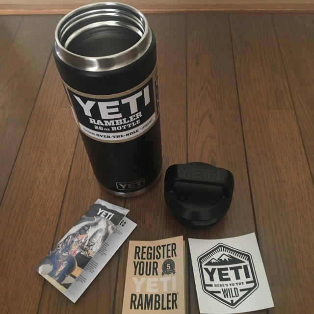 Stanley(スタンレー)のYETI rambler 26oz ランブラー ボトル タンブラー 水筒 黒 スポーツ/アウトドアのアウトドア(食器)の商品写真