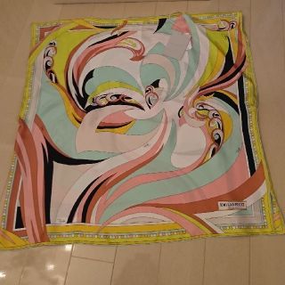 エミリオプッチ(EMILIO PUCCI)の美品✨トップス(シャツ/ブラウス(半袖/袖なし))