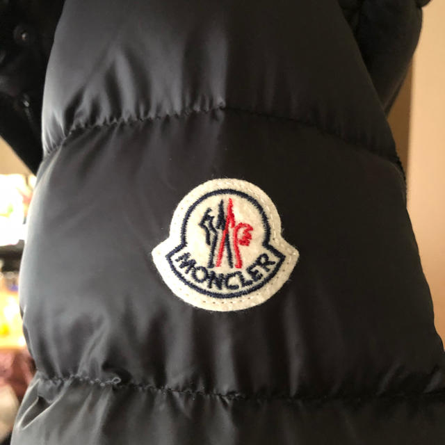 MONCLER(モンクレール)のあこ様専用！モンクレールHERMINE 新品同様 レディースのジャケット/アウター(ダウンコート)の商品写真