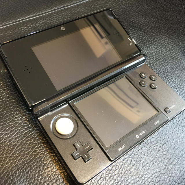 ニンテンドー3DS コスモブラック