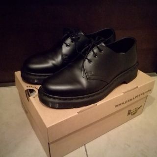 ドクターマーチン(Dr.Martens)の【うえだ様専用】【値下げ】ドクターマーチン　3アイ　MONO black

(ブーツ)