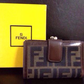 フェンディ(FENDI)のフェンディ がま口折財布(財布)