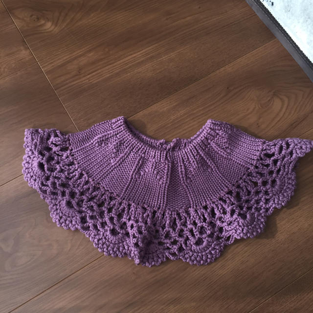 手編み パール 付け襟 紫 パープル レディースのアクセサリー(つけ襟)の商品写真