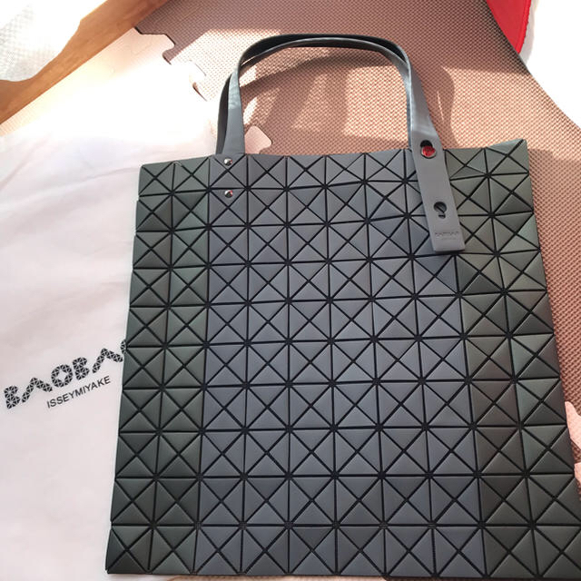 ISSEY MIYAKE - BAOBAO isseimiyake バオバオ 限定色 の通販 by Billy Komatsu's shop