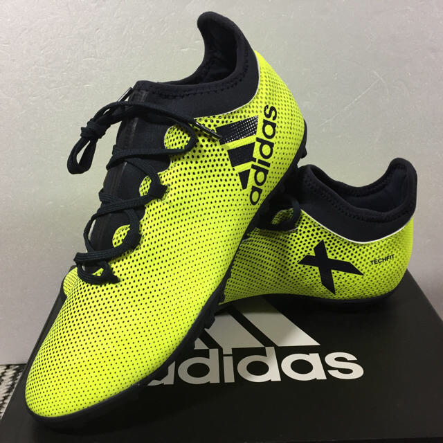 adidas(アディダス)のサッカー トレーニングシューズ 27.0cm エックス タンゴ 17.3 TF  スポーツ/アウトドアのサッカー/フットサル(シューズ)の商品写真