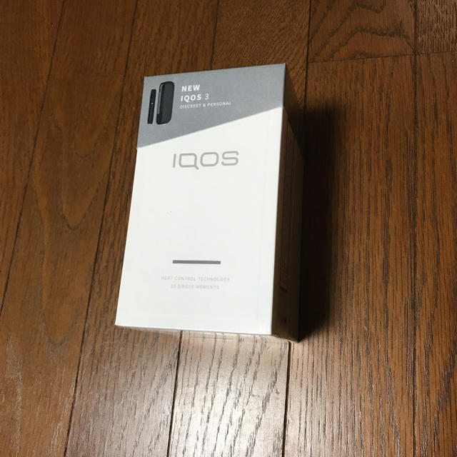 IQOS(アイコス)のアイコス３ メンズのファッション小物(タバコグッズ)の商品写真