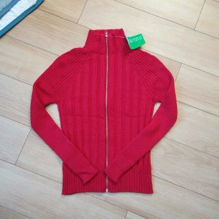 ベネトン(BENETTON)の新品 ﾀｸﾞ付ﾍﾞﾈﾄﾝ ｼﾞｯﾌﾟ ｽﾀﾝﾄﾞｶﾗｰ ｶｰﾃﾞｨｶﾞﾝ ﾆｯﾄ(カーディガン)