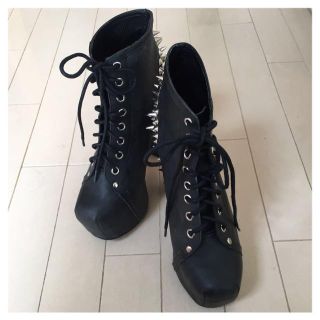 ジェフリーキャンベル(JEFFREY CAMPBELL)のジェフリーキャンベル スタッズブーティー(ブーツ)