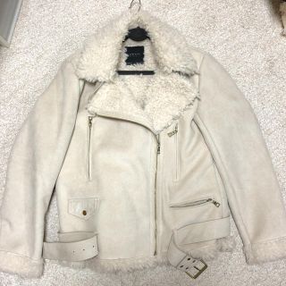 ザラ(ZARA)のライダース型 ホワイト コート(ピーコート)