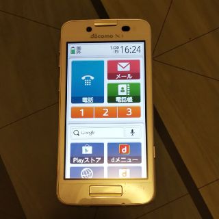 フジツウ(富士通)のらくらくスマートフォン プレミアム F-09E  docomo ホワイト(スマートフォン本体)