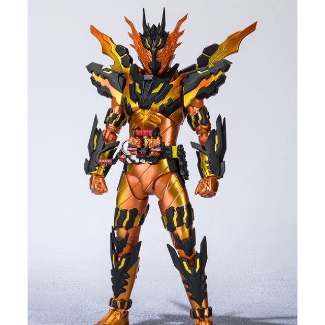 BANDAI(バンダイ)のS.H.Figuarts  仮面ライダークローズマグマ エンタメ/ホビーのフィギュア(特撮)の商品写真