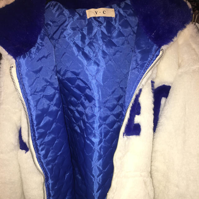 VOLCAN&APHRODITE ファージャケット ブルー レディースのジャケット/アウター(毛皮/ファーコート)の商品写真
