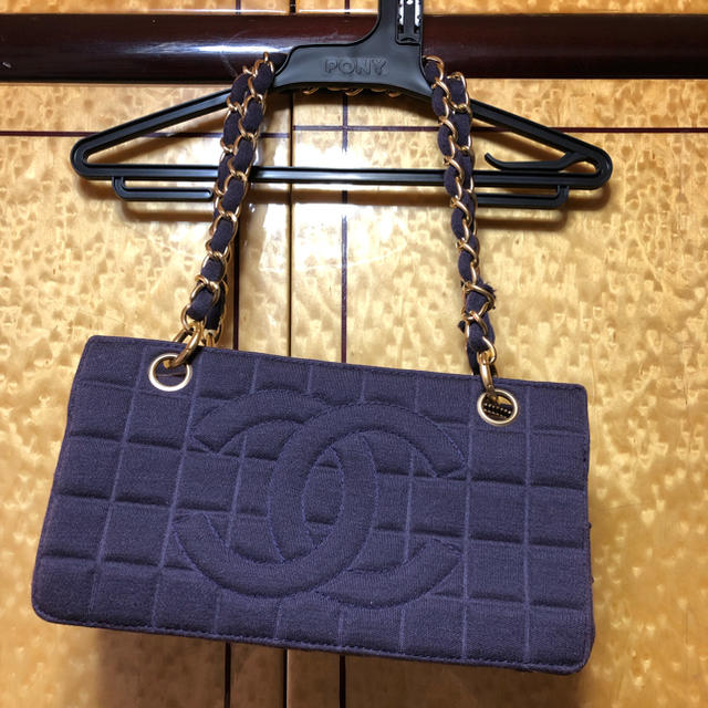 CHANEL。良品。紫チェーンバッグ