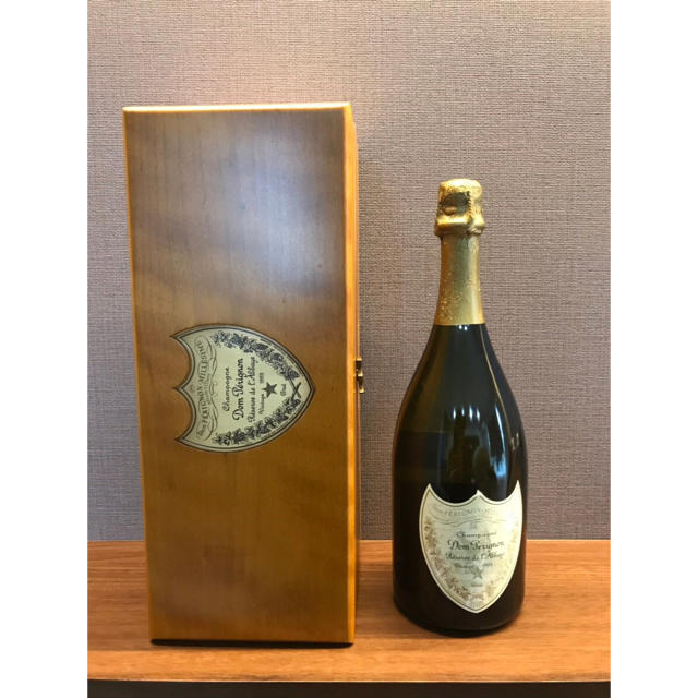 Dom Pérignon(ドンペリニヨン)の期間限定値下げ ドンペリ ゴールド vintage 1993 食品/飲料/酒の酒(シャンパン/スパークリングワイン)の商品写真