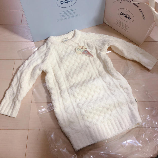 gelato pique(ジェラートピケ)の新品、タグ付き♡ 発送前タイムセール！ ジェラピケ baby ニットワンピ ♡ キッズ/ベビー/マタニティのキッズ服女の子用(90cm~)(ワンピース)の商品写真