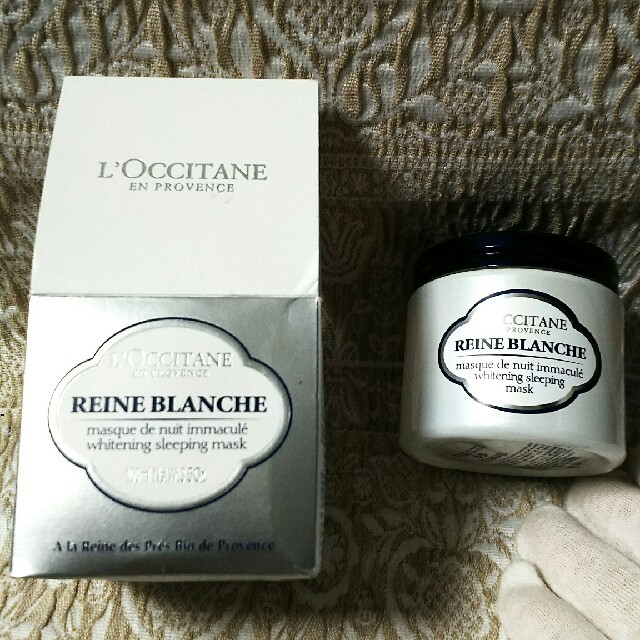 L'OCCITANE(ロクシタン)のﾛｸｼﾀﾝ ﾎﾜｲﾄﾆﾝｸﾞｵｰﾊﾞｰﾅｲﾄｹｱ コスメ/美容のスキンケア/基礎化粧品(美容液)の商品写真