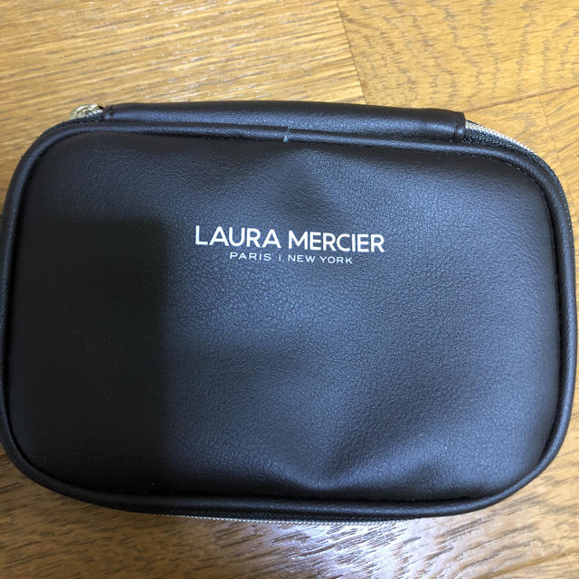 laura mercier(ローラメルシエ)のローラメルシエ ポーチ レディースのファッション小物(ポーチ)の商品写真